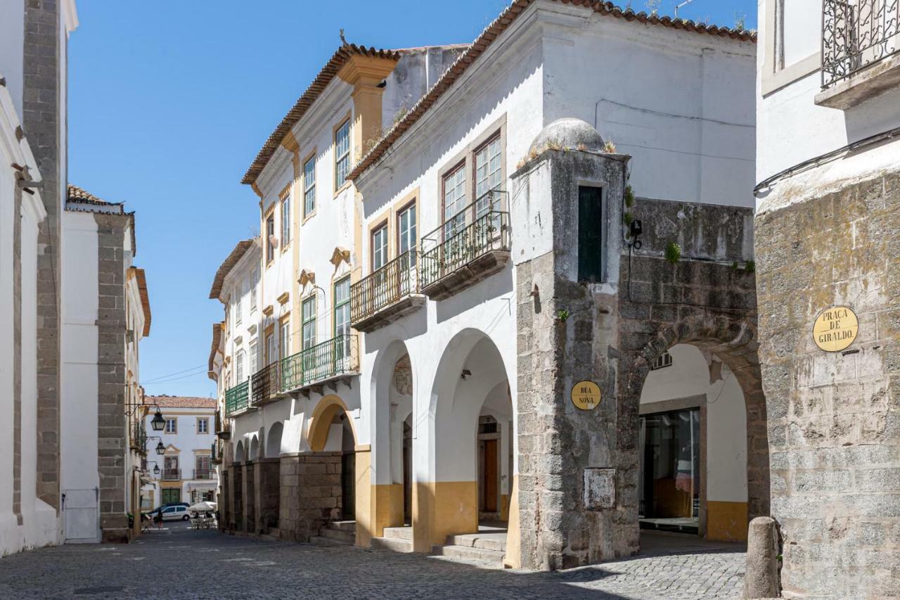 Casa Das Arcadas, Garage Free - Praca De Giraldo 埃武拉 外观 照片